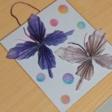 【簡単】折り紙で作る蝶々の壁飾り｜高齢者の手芸と工作